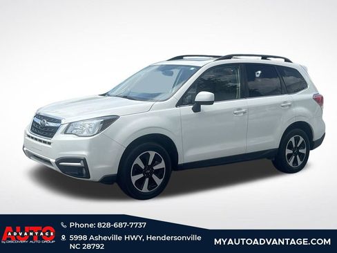 Used 2017 Subaru Forester 2.5i Limited AWD/4WD image 5