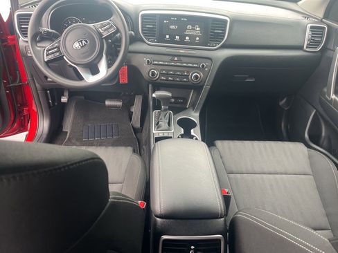 Used 2022 Kia Sportage LX image 15