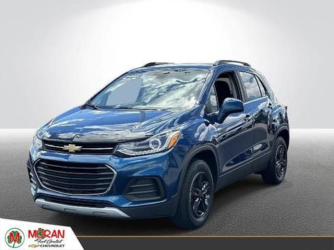 Certified 2020 Chevrolet Trax LT w/ LT Convenience Package AWD/4WD image 1