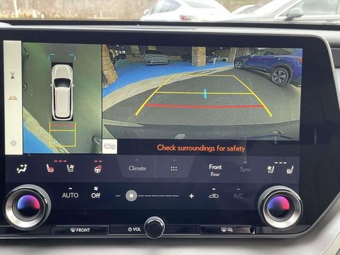 Used 2025 Lexus TX 500h AWD image 25