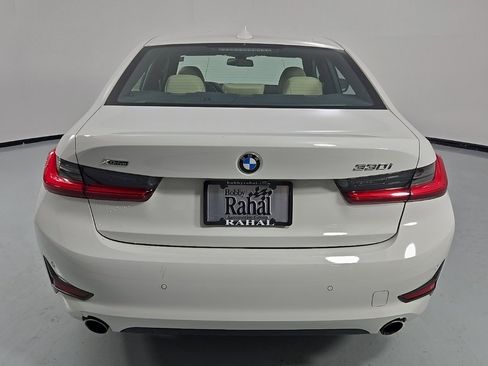 Used 2019 BMW 330i xDrive Sedan w/ Premium Package image 5