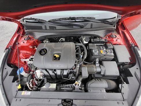 Used 2024 Kia Forte LXS image 9