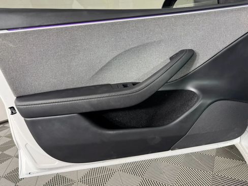 Used 2025 Tesla Model 3 Long Range RWD image 39