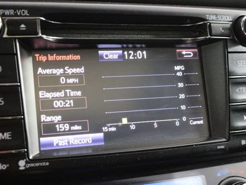 Used 2018 Toyota RAV4 XLE image 34