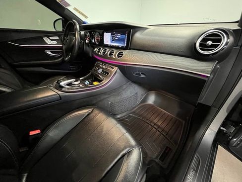 Used 2018 Mercedes-Benz E 300 image 10