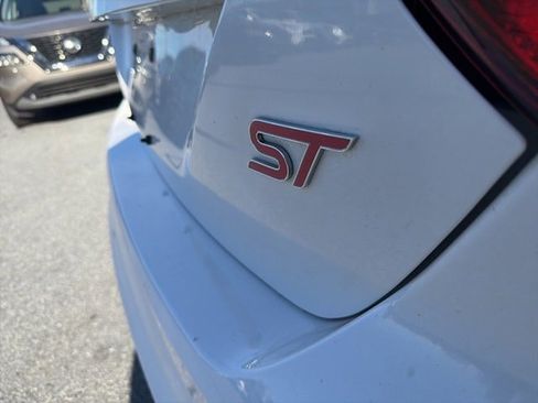 Used 2014 Ford Focus ST image 9