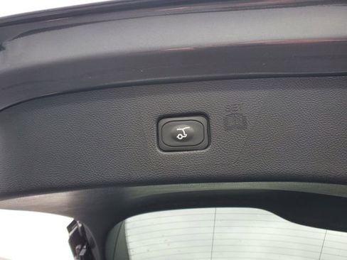 Used 2024 Ford Edge SEL w/ Convenience Package image 28