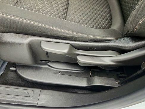 Used 2019 GMC Acadia SLE w/ LPO, Floor Liner Package image 11