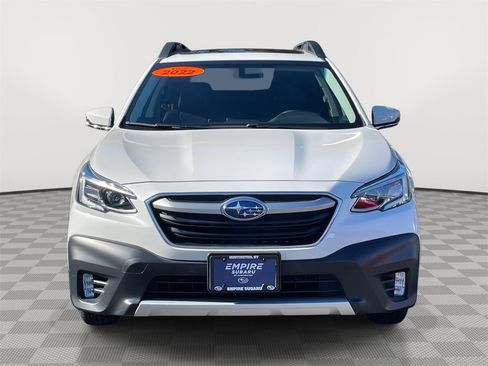 Used 2022 Subaru Outback Limited image 2