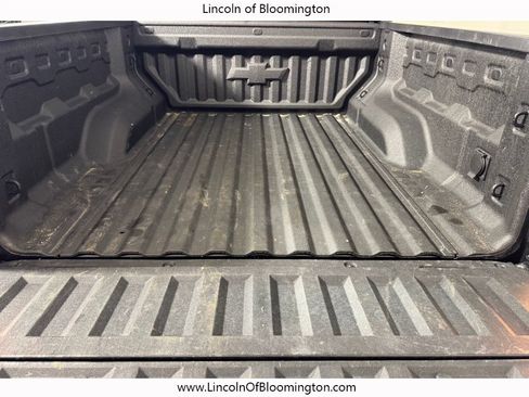 Used 2025 Chevrolet Colorado Z71 AWD/4WD image 14