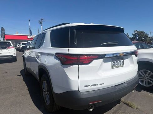 Used 2023 Chevrolet Traverse LT AWD/4WD image 7