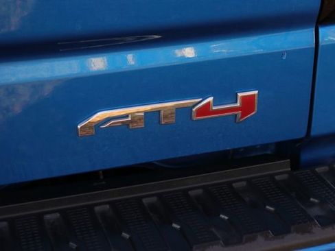 Used 2022 GMC Sierra 1500 AT4 w/ AT4 Preferred Package image 7