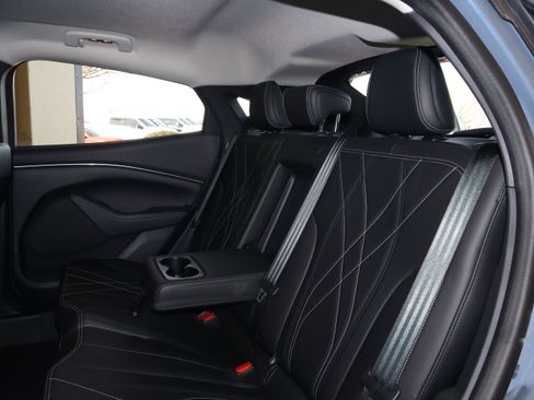 Certified 2024 Ford Mustang Mach-E Select image 35