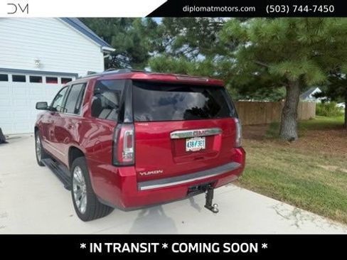 Used 2015 GMC Yukon Denali w/ Premium Package AWD/4WD image 1