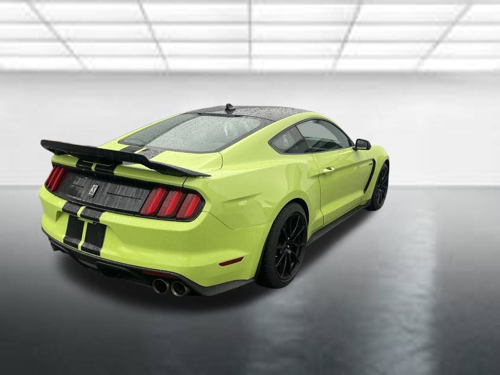 Used 2020 Ford Mustang Shelby GT350 w/ Technology Package RWD image 4