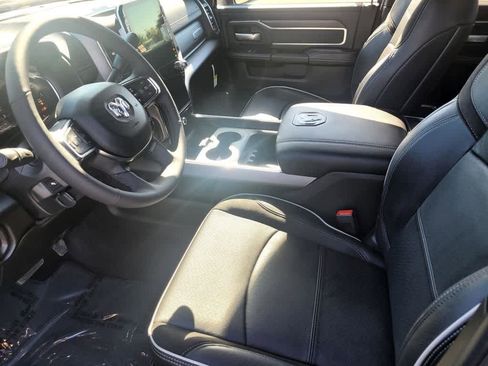 New 2026 RAM 2500 Laramie AWD/4WD image 15
