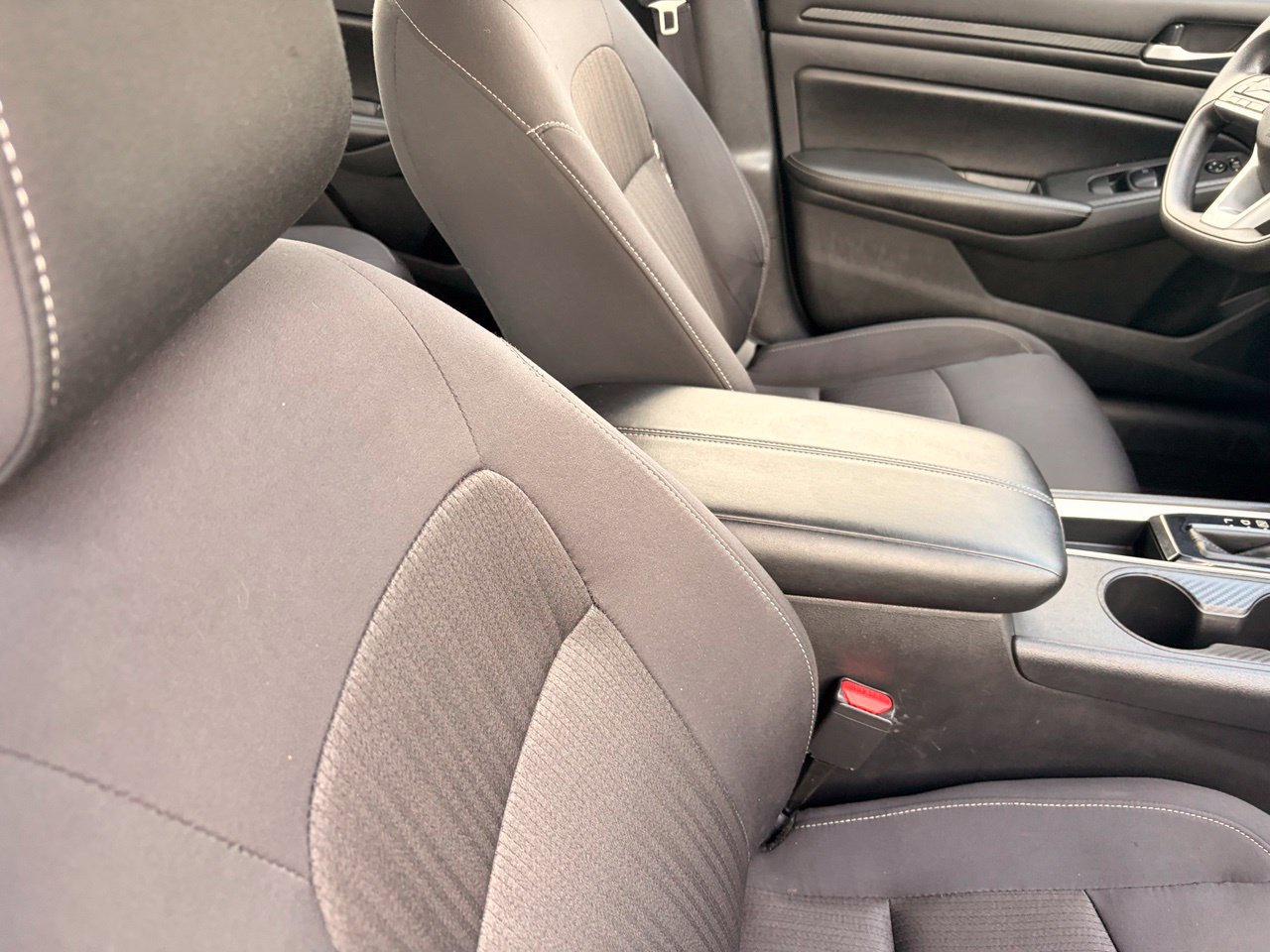 Certified 2025 Nissan Altima 2.5 SV FWD image 8