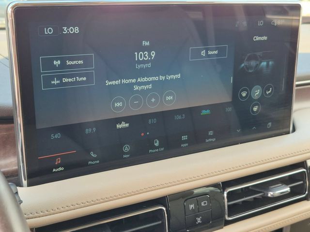 Used 2023 Lincoln Nautilus Reserve AWD/4WD image 24