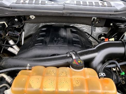 Used 2015 Ford F150 XLT w/ Equipment Group 302A Luxury image 29