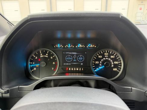Used 2015 Ford F150 XLT w/ Equipment Group 302A Luxury image 12