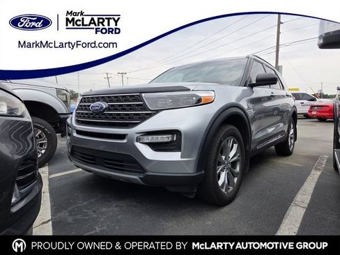 Used 2023 Ford Explorer XLT w/ Equipment Group 202A AWD/4WD image 1