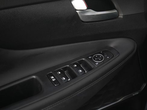 Used 2019 Hyundai Santa Fe Limited AWD/4WD image 22