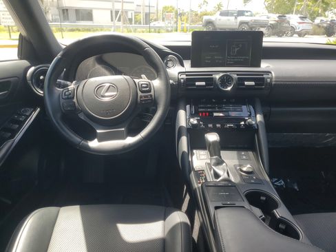 Certified 2023 Lexus IS 300 w/ Comfort Package RWD image 9