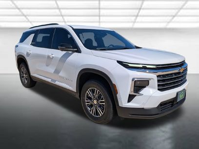 Used 2026 Chevrolet Traverse LT w/ Enhanced Driving Package