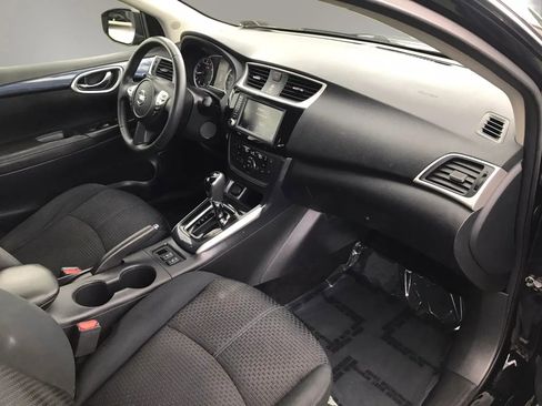 Used 2019 Nissan Sentra SR FWD image 42