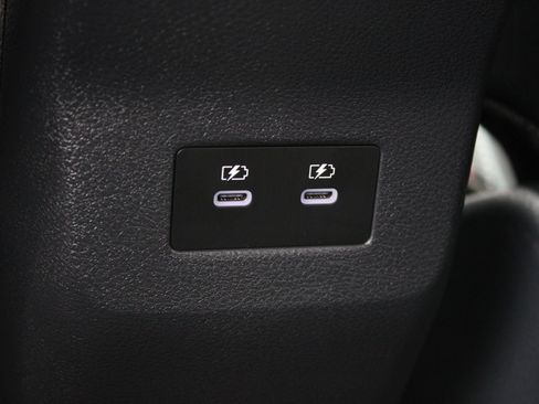 Used 2025 Nissan Kicks SR FWD image 21