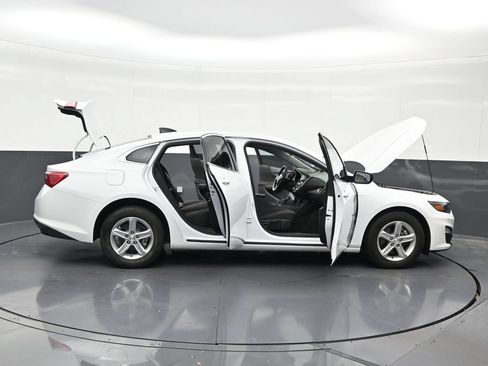 Used 2024 Chevrolet Malibu LS FWD image 32