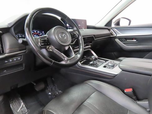 Used 2025 MAZDA CX-70 3.3 Turbo w/ Preferred Package AWD/4WD image 7
