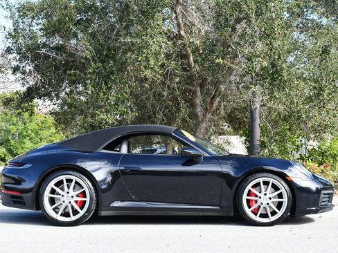 Used 2022 Porsche 911 Carrera 4S image 39