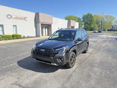 Used 2024 Subaru Forester Wilderness AWD/4WD image 2