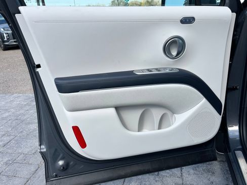 Certified 2026 Hyundai Palisade Calligraphy FWD image 16
