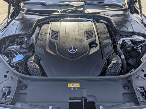 Used 2019 Mercedes-Benz S 560 4MATIC Sedan image 24