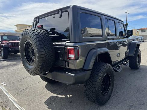Used 2019 Jeep Wrangler Unlimited Sport S image 8
