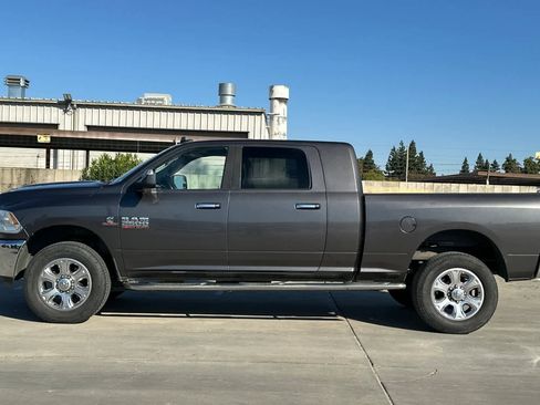 Used 2014 RAM 2500 Big Horn image 6