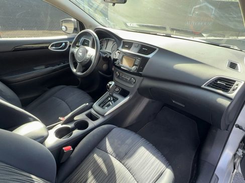 Used 2016 Nissan Sentra SV FWD image 8