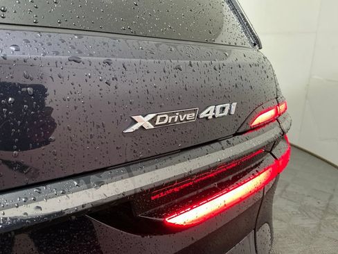 Certified 2026 BMW X7 xDrive40i w/ M Sport Package AWD/4WD image 37