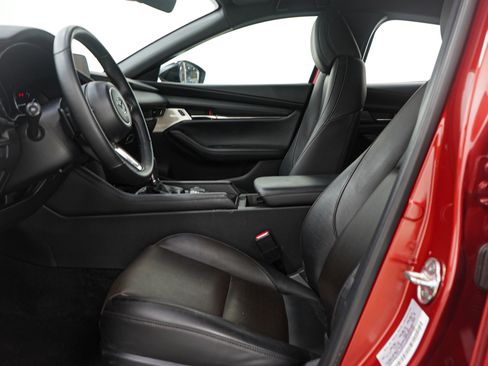 Used 2024 MAZDA MAZDA3 Hatchback w/Premium Plus Pkg image 24