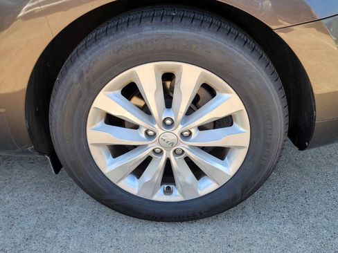 Used 2015 Kia Sedona EX w/ EX Premium Package FWD image 35