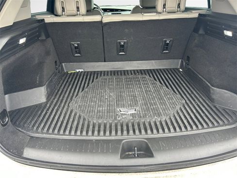 Used 2023 Cadillac XT4 Luxury w/ Cold Weather Package image 25