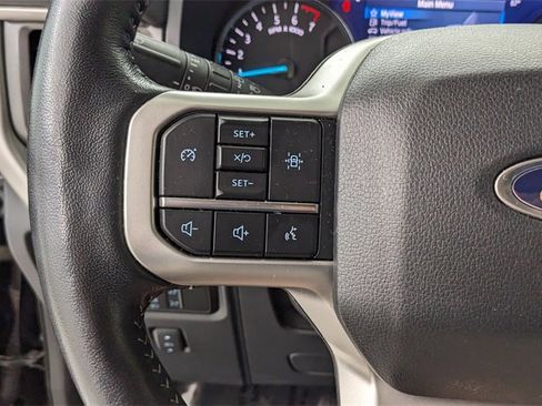 Certified 2024 Ford Expedition XLT image 34