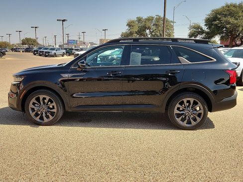 Used 2022 Kia Sorento SX Prestige w/ Rust Color Package AWD/4WD image 2