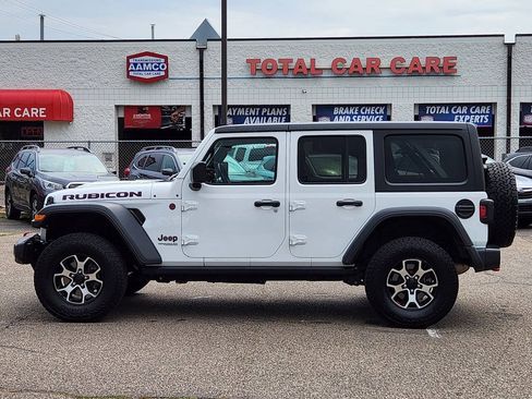 Used 2020 Jeep Wrangler Unlimited Rubicon w/ Cold Weather Group AWD/4WD image 2