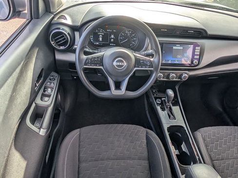 Used 2023 Nissan Kicks SV image 13