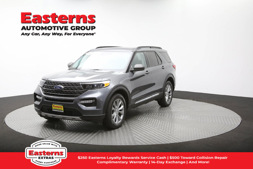 Used 2023 Ford Explorer XLT w/ Equipment Group 202A AWD/4WD image 56