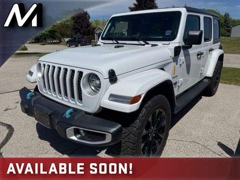 Used 2021 Jeep Wrangler Unlimited Sahara w/ Cold Weather Group AWD/4WD image 1