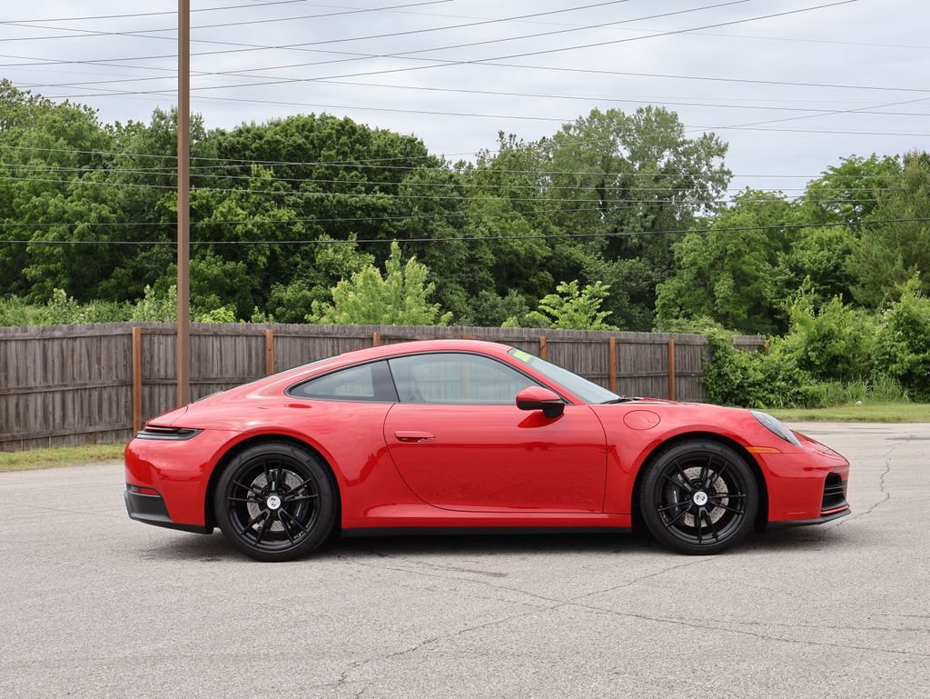 Certified 2025 Porsche 911 Carrera RWD image 9
